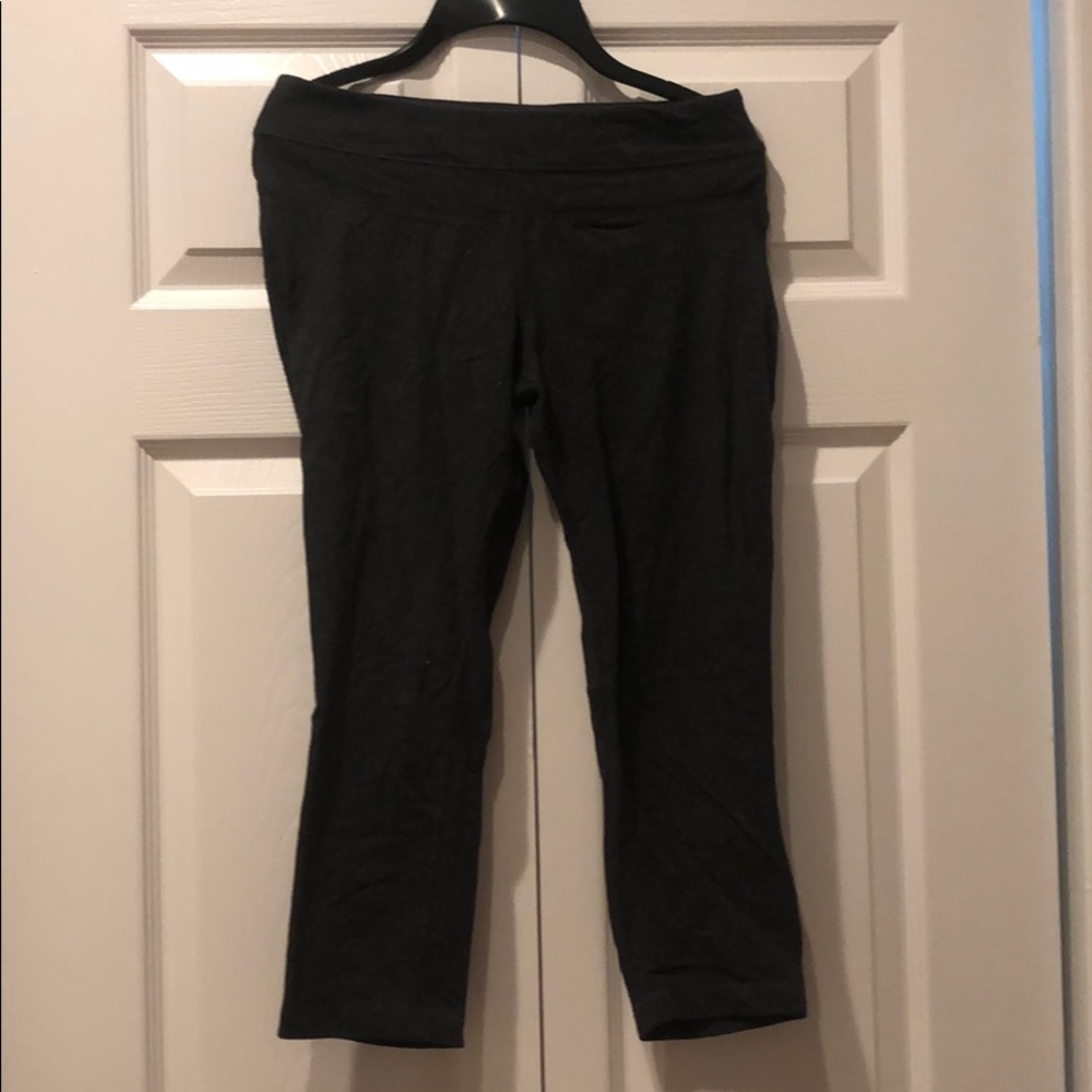 Cropped Athletic Leggings